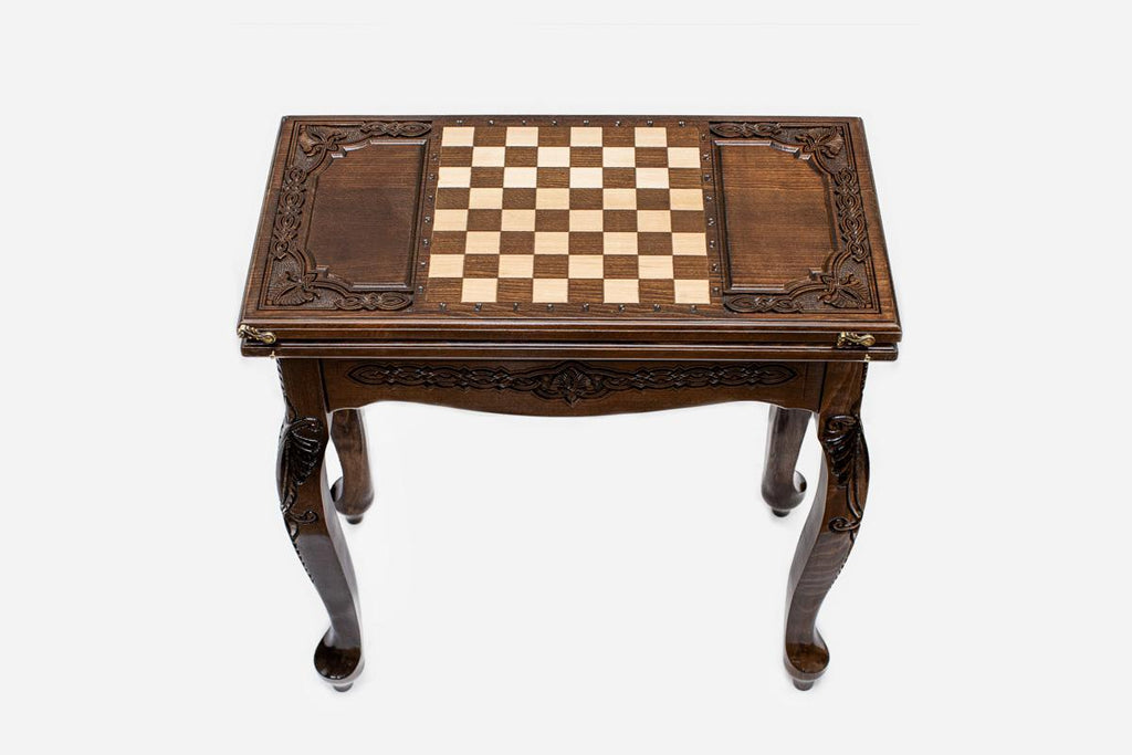 Handle Scalloped chess-backgammon table opening to reveal the backgammon board