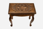 Handle Floral Medallion backgammon table closed, straight front view