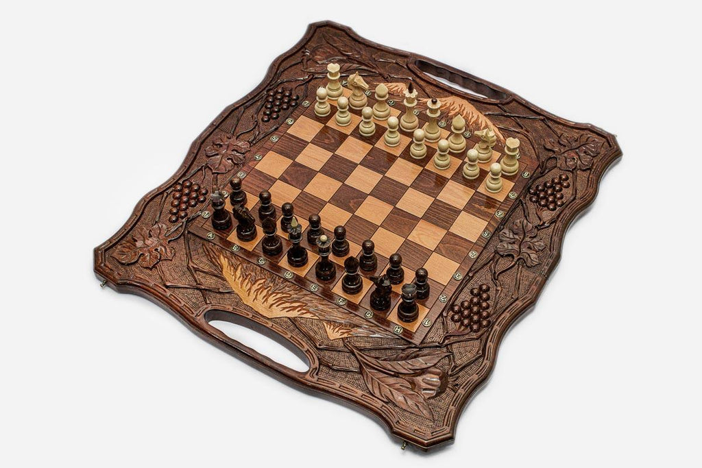 Mount Ararat, Pomegranate and Grapevine chess and backgammon set - view 4