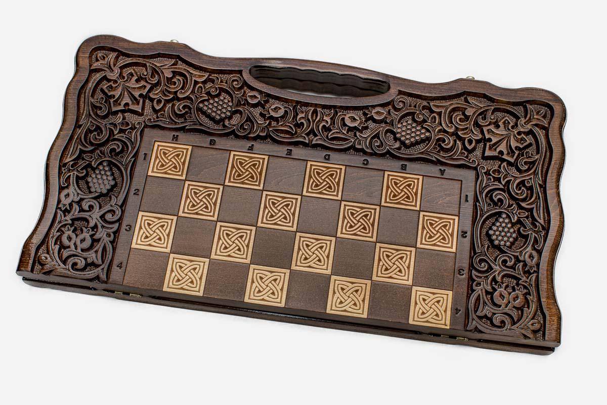 Pomegranate and Grapevine chess and backgammon set - view 4
