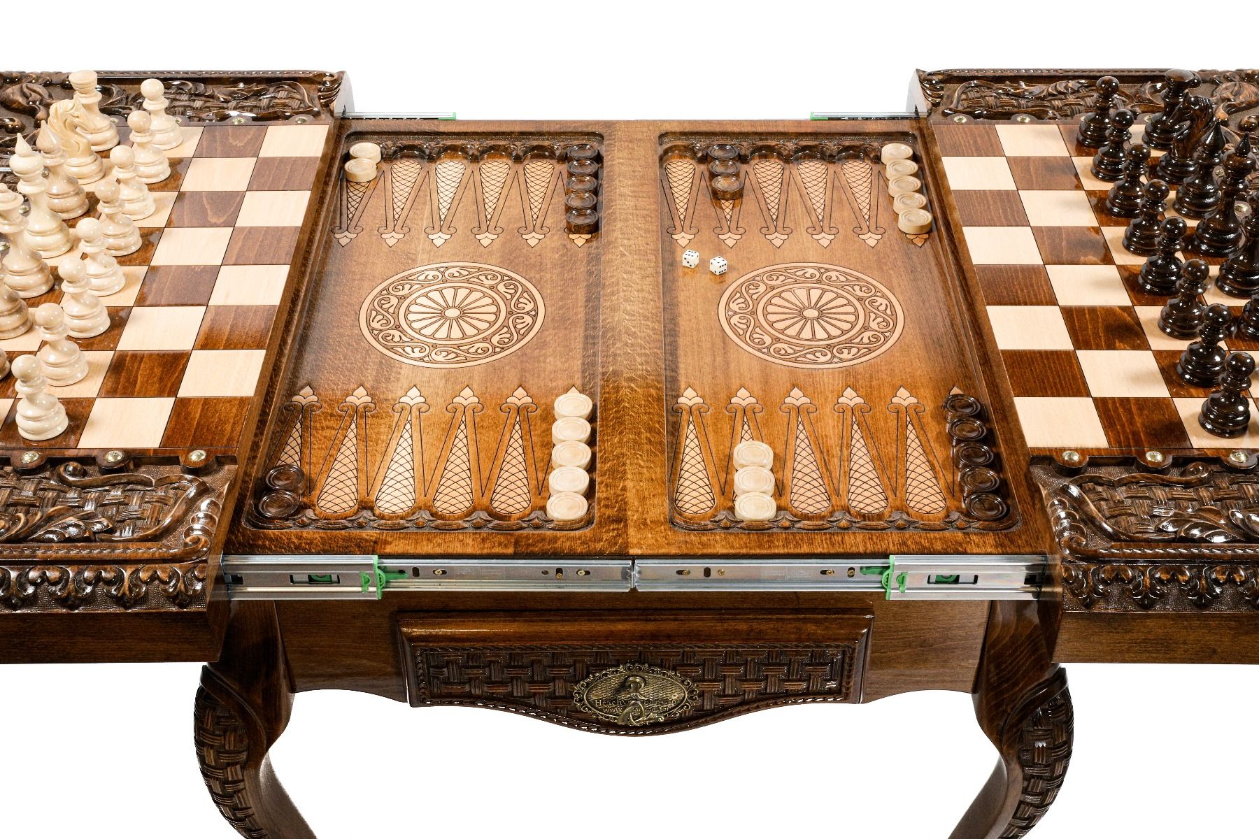 Chess-backgammon Table with copyrighted contour outline - Unumperfectus