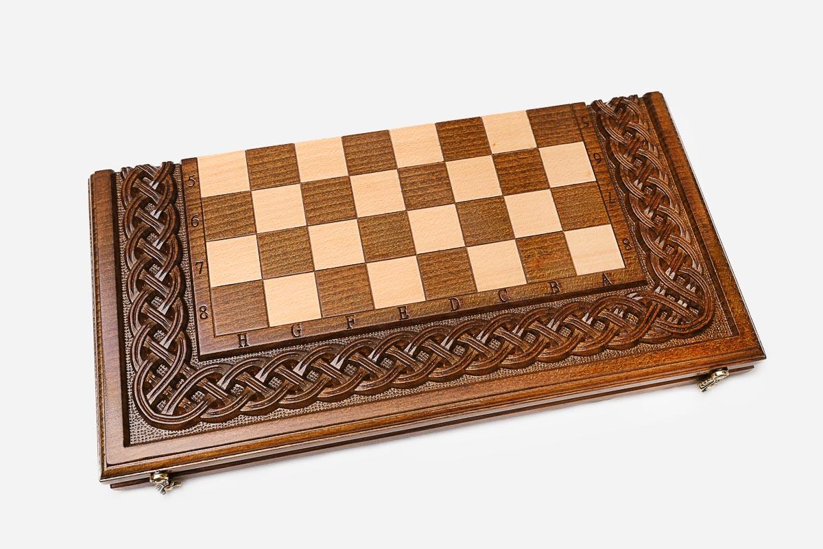 Rope Border chess set shown folded with carry handle
