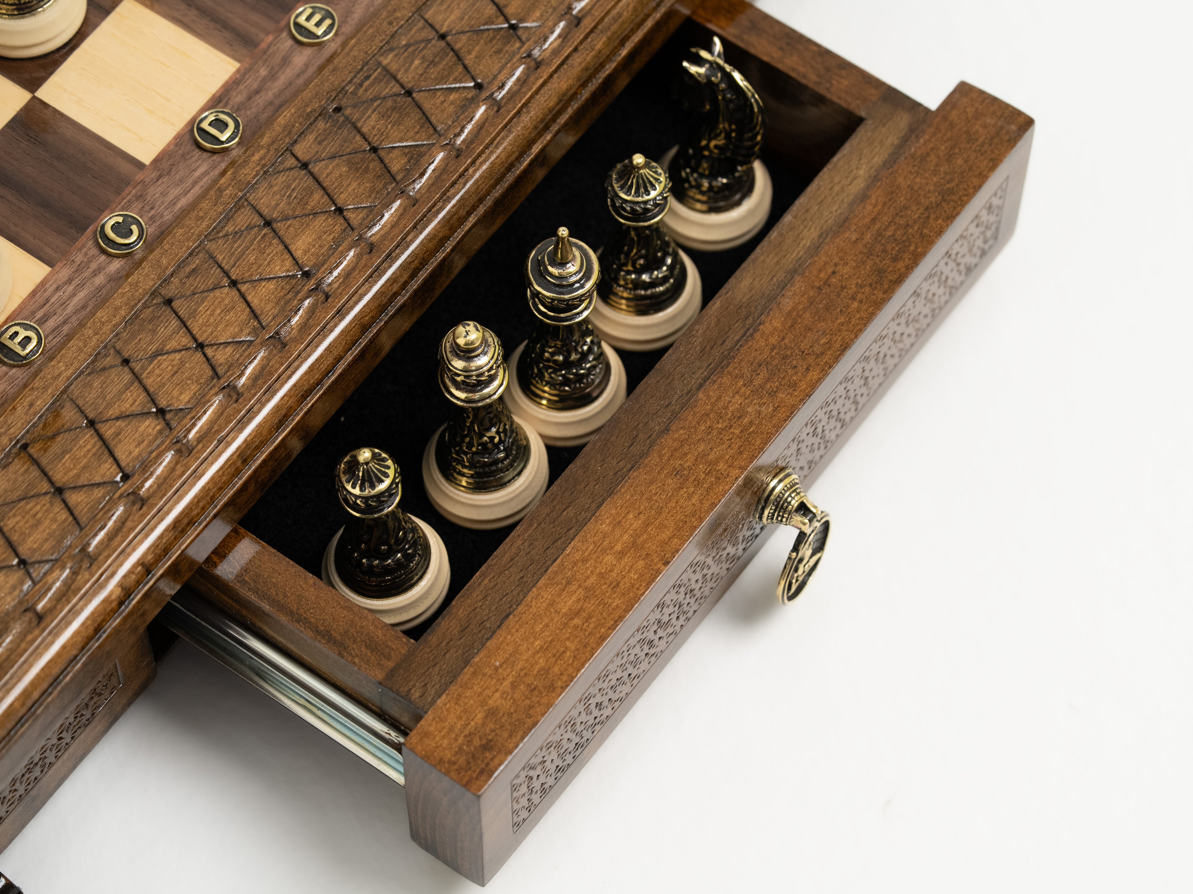 Handmade Chess Set with Storage & Bronze Pieces - Luxury Handcrafted Set - Unumperfectus