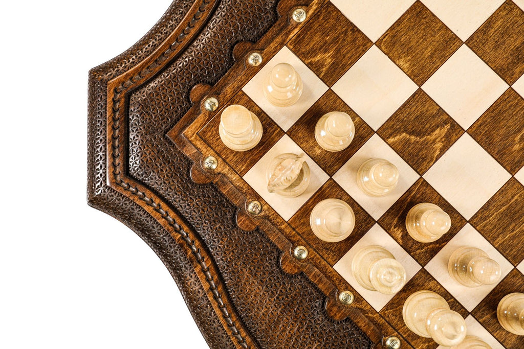 Chess Table with Contour Outline by Hrachya Ohanyan - Unumperfectus