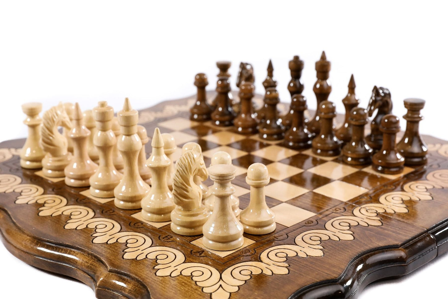 Chess Set with Countour Outline