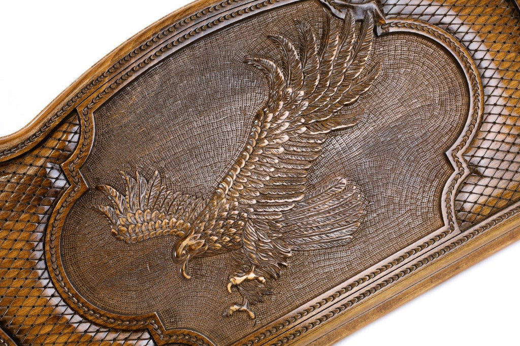 The interior view of the open Hrachya Ohanyan Eagle set highlighting the smooth wood finish and professional pips.