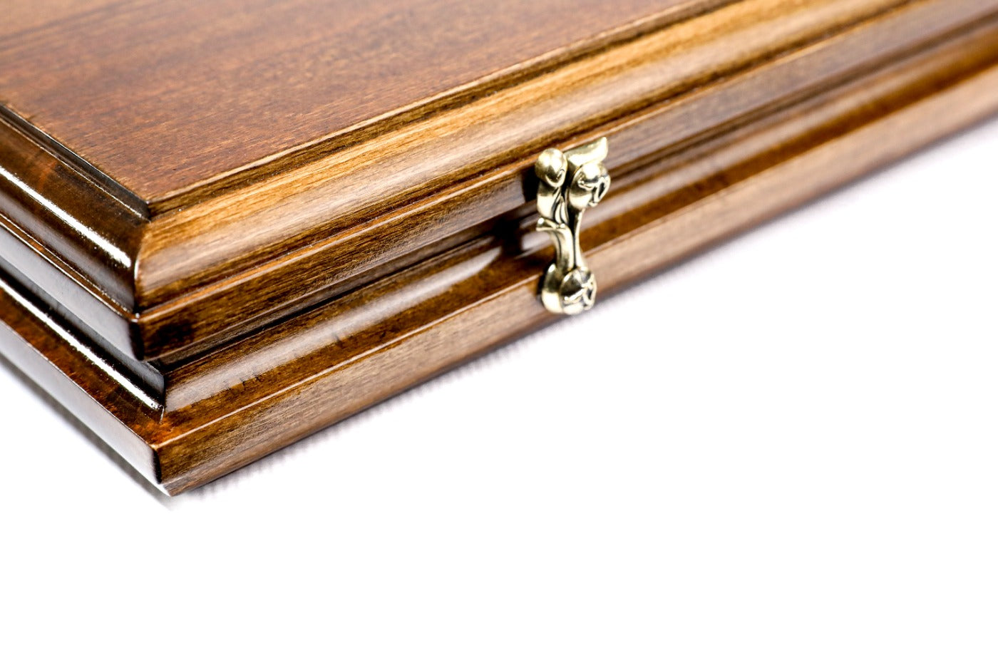 Backgammon Board - Handcrafted Classic Wooden Design - Unumperfectus