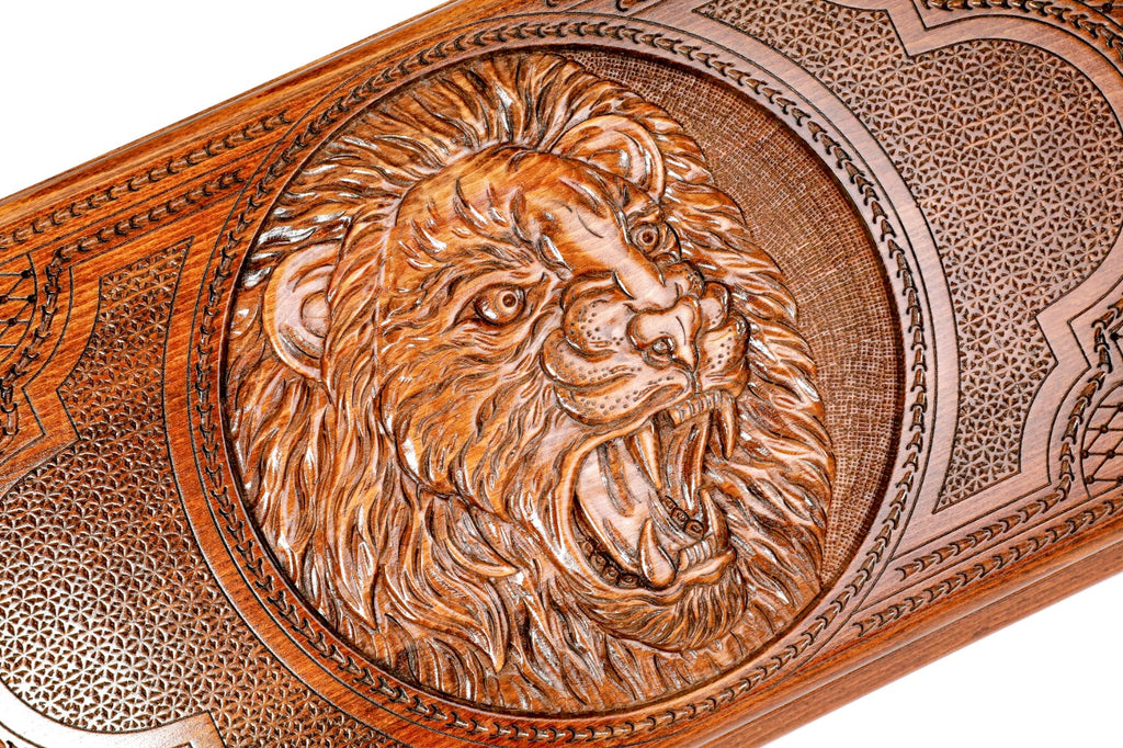 Luxury Lion Backgammon Set – Handcrafted Wooden Board with Lion Design - Unumperfectus