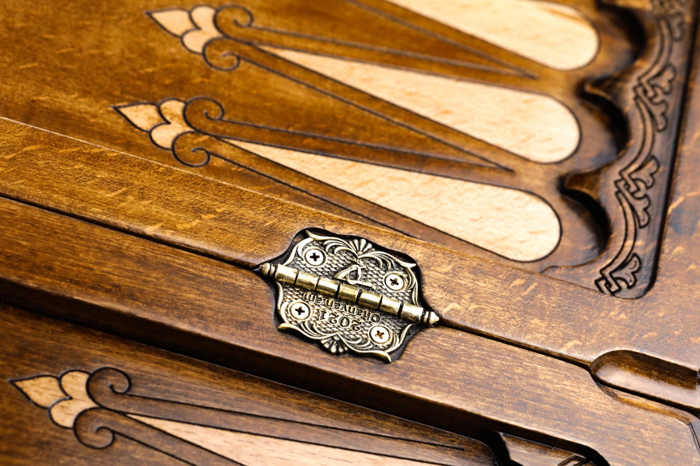 Backgammon Board - Majestic Lion - Unumperfectus