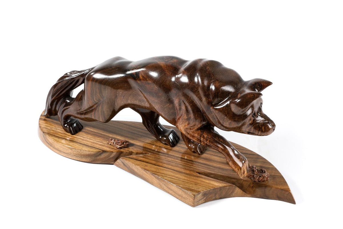 Walnut wolf sculpture, natural grain detail