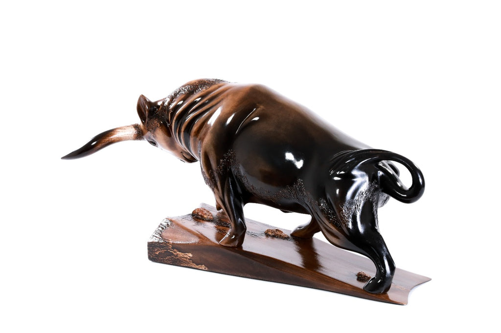 Bull sculpture hand carved by Hrachya Ohanyan — angle view