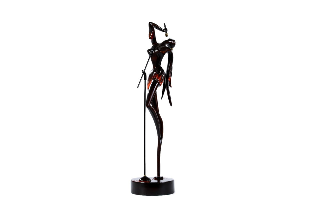 Singer sculpture hand carved by Hrachya Ohanyan — angle view