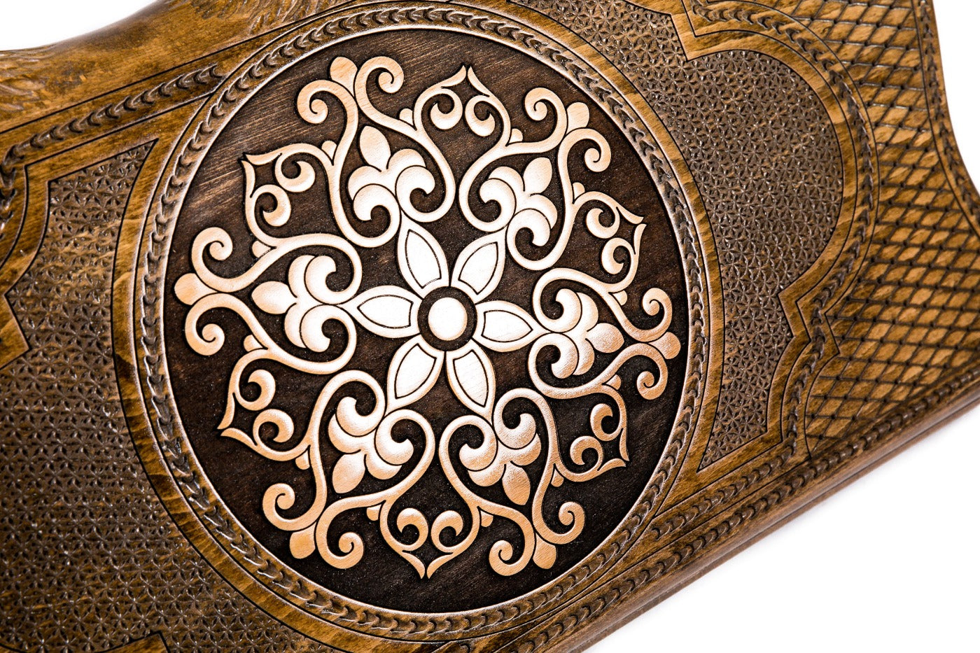 The interior view of the open Hrachya Ohanyan snowflake set highlighting the smooth wood finish and professional-grade playing lanes.