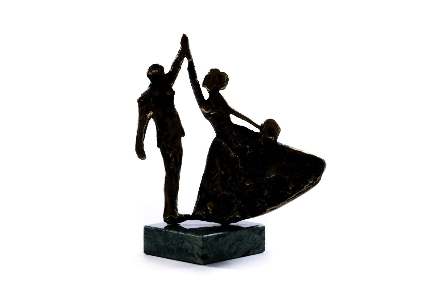Bronze Wedding Waltz sculpture by Hrachya Ohanyan — angle view