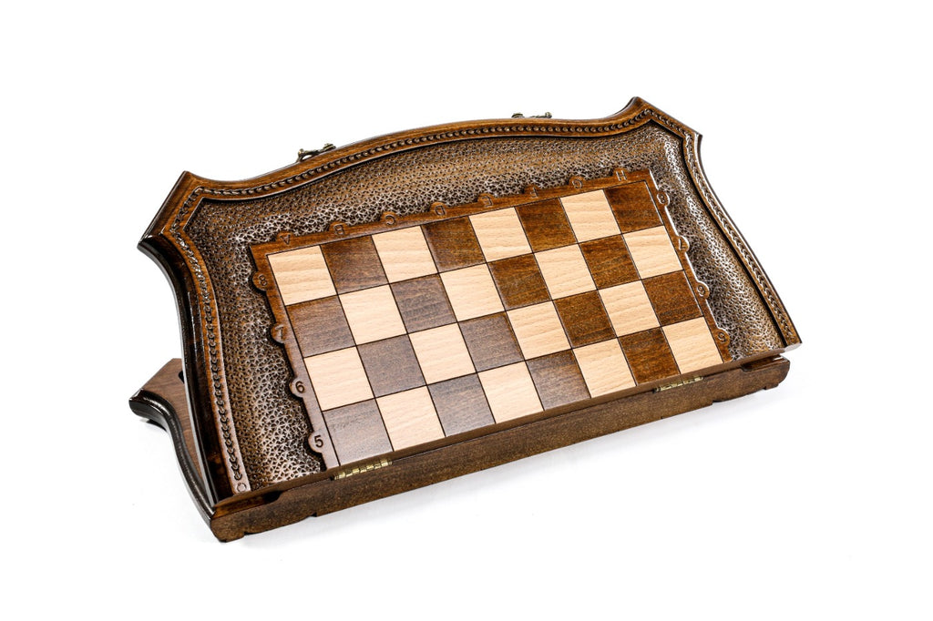 Chess Set with Contour Outline – Unique Wooden Chess Board - Unumperfectus