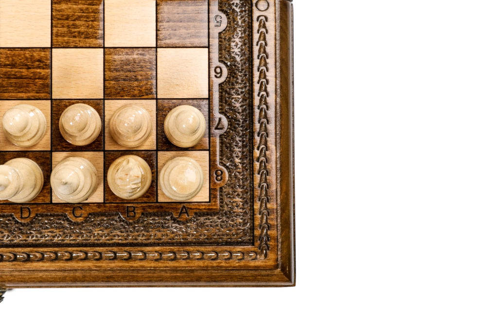 Classic Carved Chess Set – Wooden Chess Set 11.8" - Unumperfectus