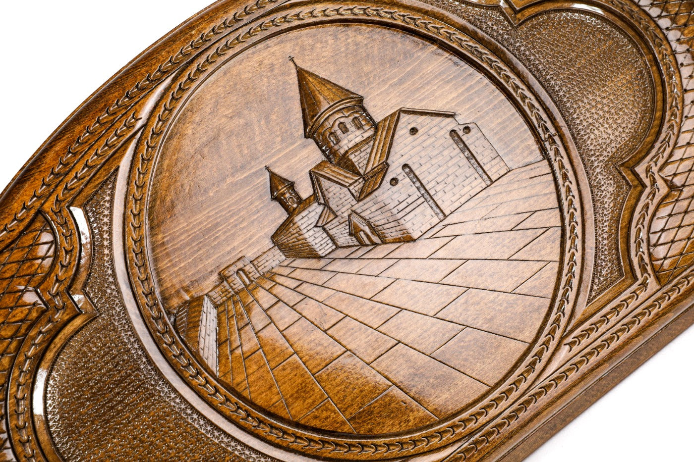 The interior of the open Hrachya Ohanyan Geghard set showing the rich wood grain and the professional-grade playing surface.