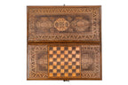 Lori Carpet Motif backgammon board - carrying case and accessories