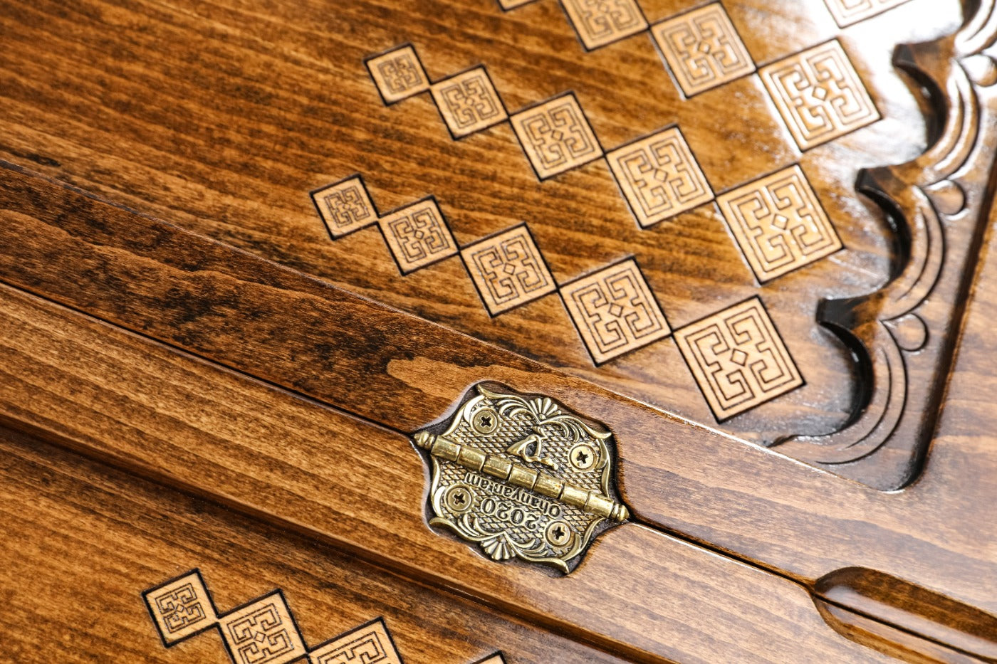 Backgammon Board - Artsakh Carpet Wooden Classic - Unumperfectus