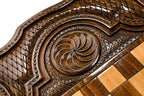 Argentina Coat of Arms Design backgammon board - detail of the wood grain and finish