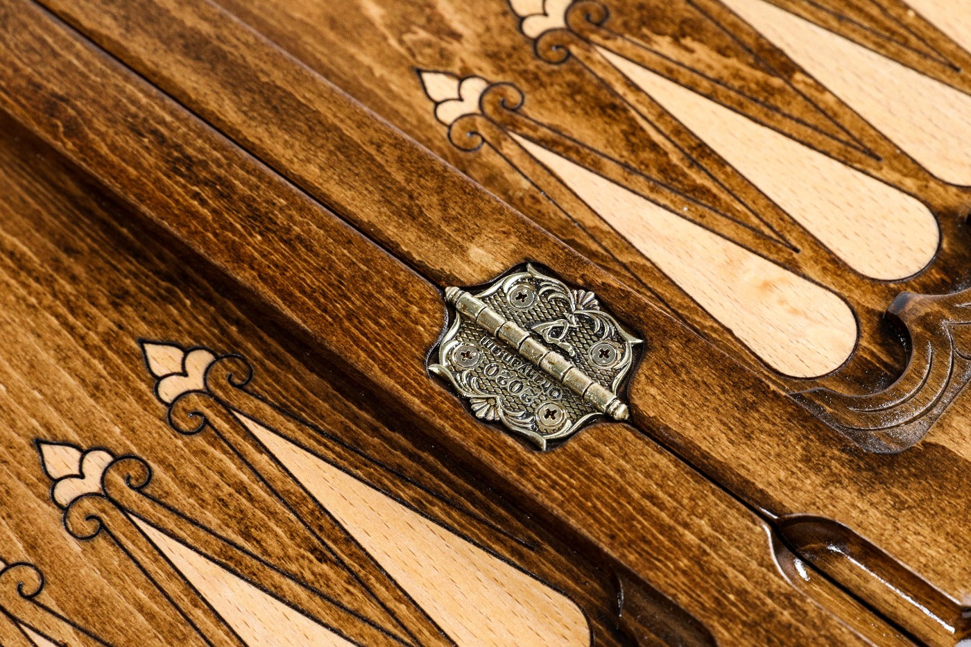 Backgammon Board - Coat of Arms of Armenia - Unumperfectus