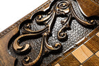 Lion Classic backgammon board - detail of the wood grain and finish