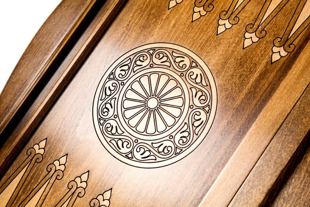 Backgammon Board - Deer Spirit Wooden Design - Unumperfectus