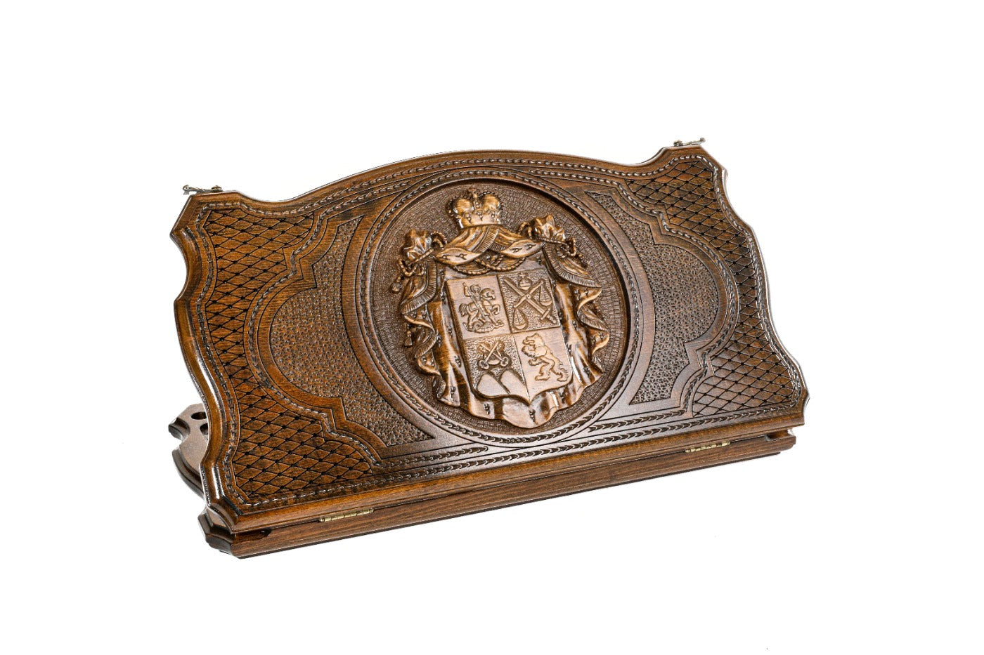Closed Georgia Coat of Arms backgammon board with double-sided carving and contour outline.