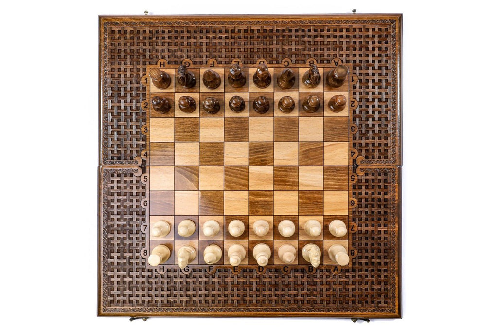Classic Carved Chess Set & Backgammon Board 23.6" | 60 cm - Unumperfectus