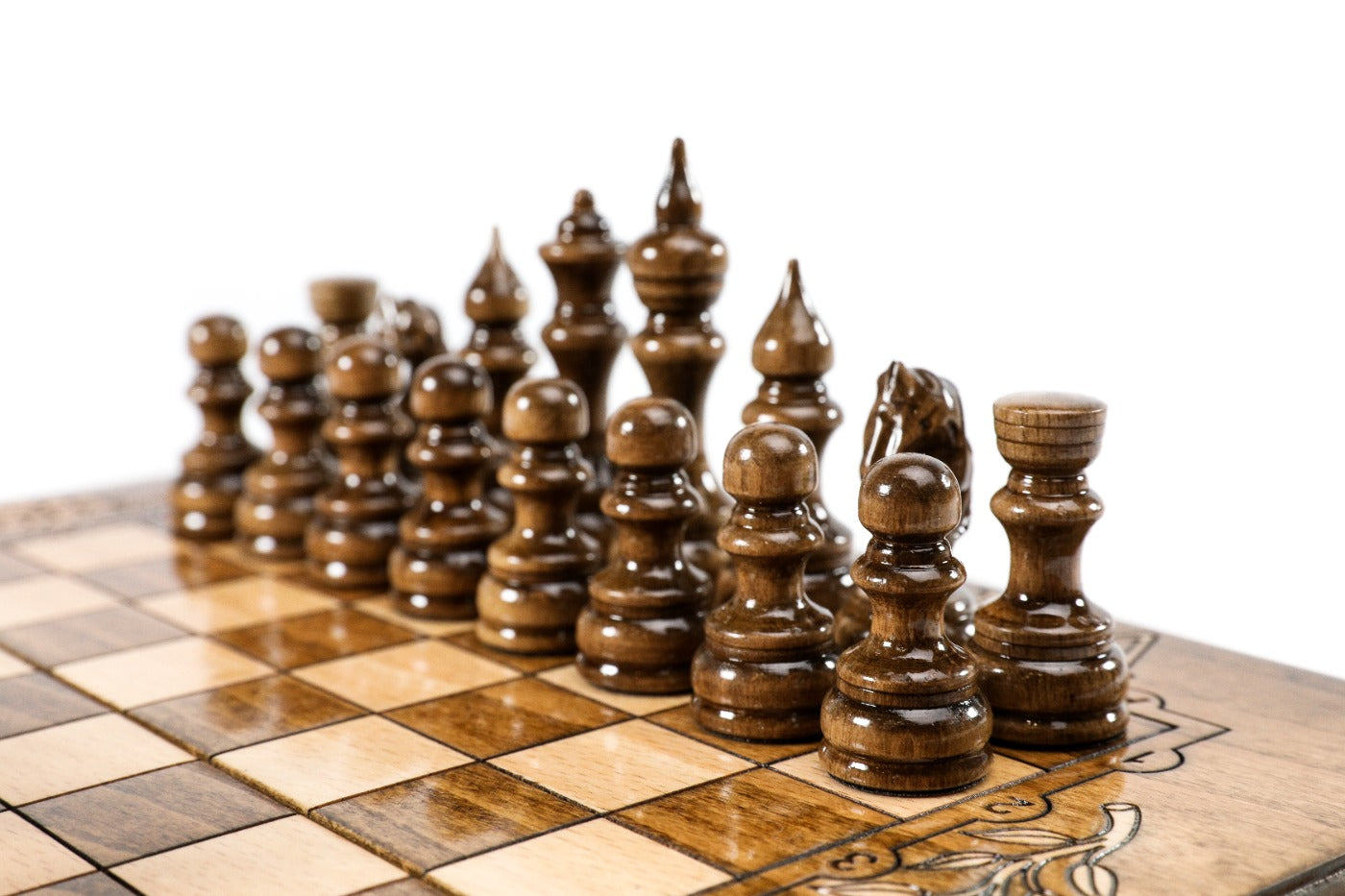 Classic Chess Set with ARMENIA Engraved and Grape Design - Unumperfectus