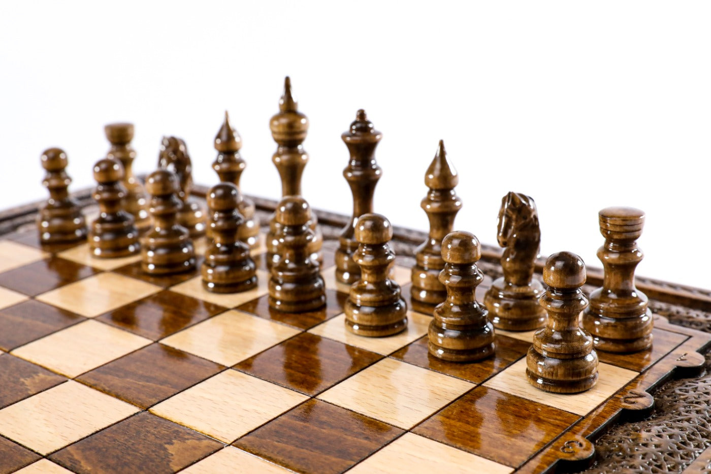 Classic Carved Chess Set – Wooden Chess Set 15.6" - Unumperfectus