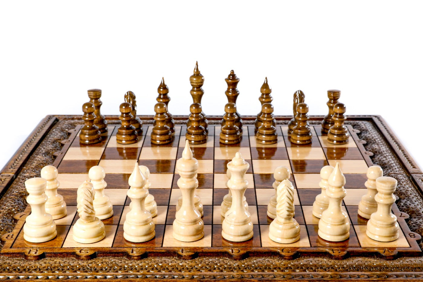 Classic Carved Chess Set – Wooden Chess Set 15.6" - Unumperfectus