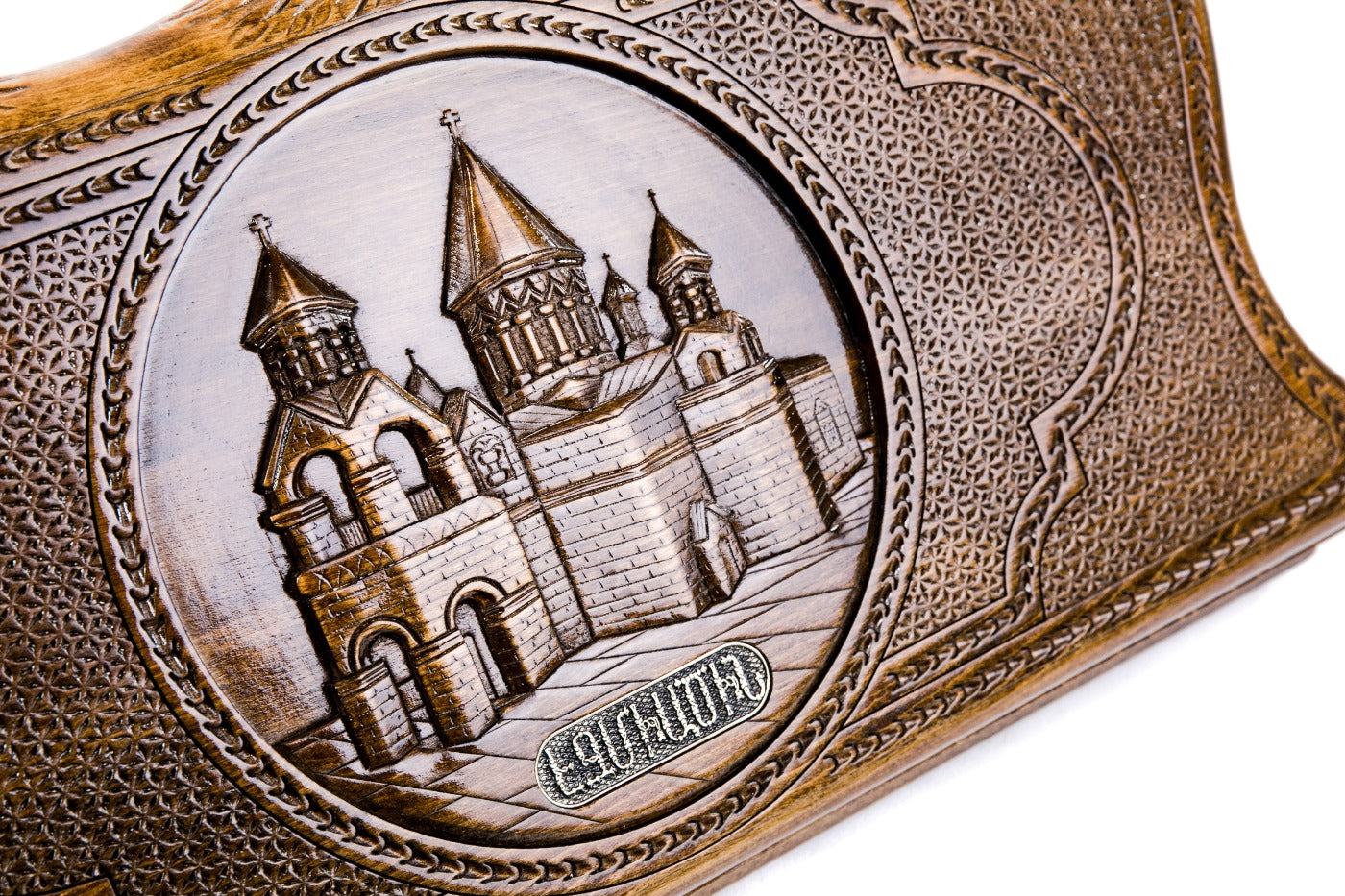 The interior view of the open Hrachya Ohanyan Etchmiadzin set highlighting the smooth wood finish and professional-grade pips.