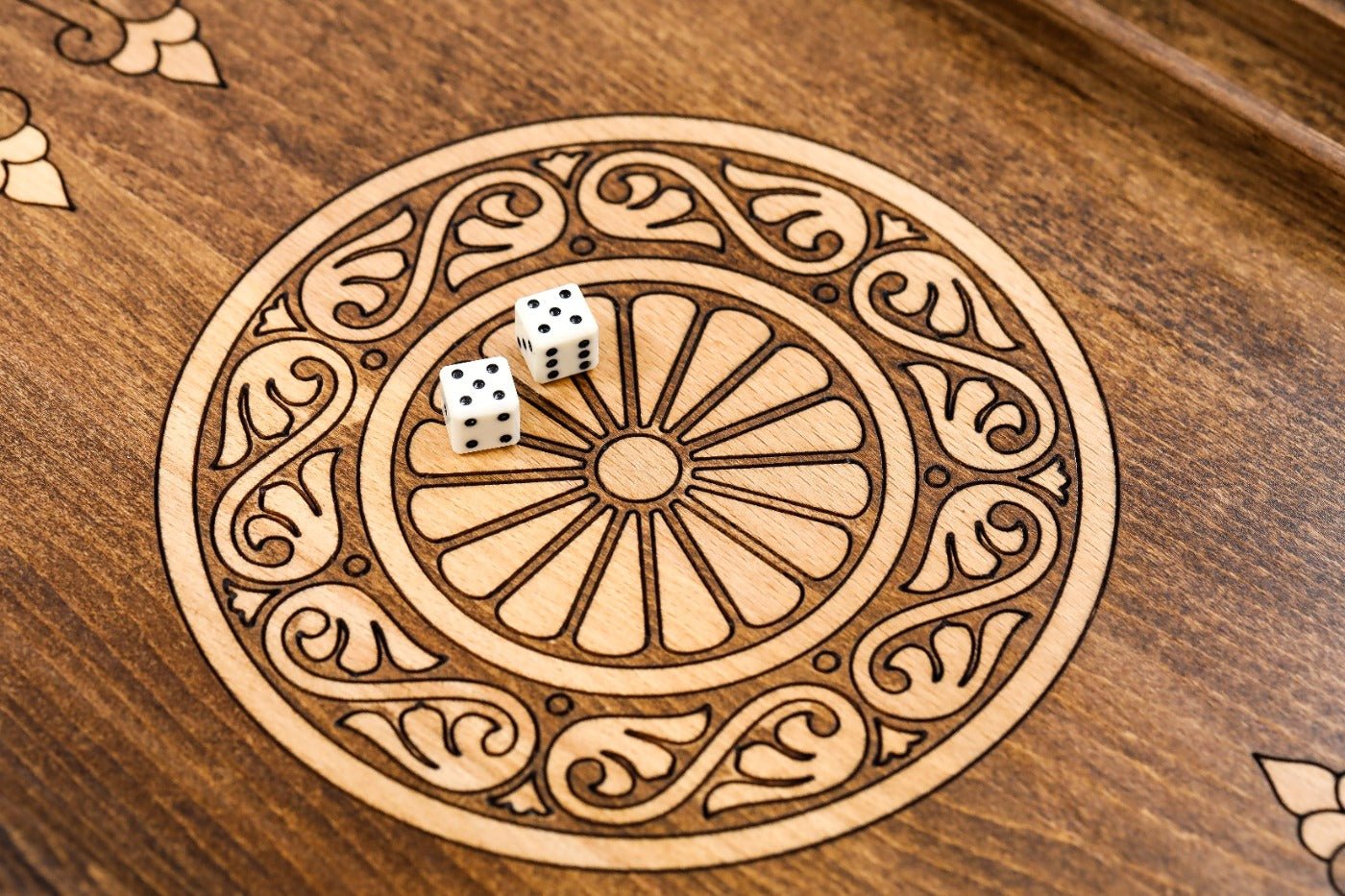 Backgammon Board - Ornamental Snowflake - Unumperfectus