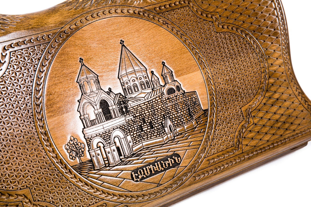 The interior view of the open Hrachya Ohanyan Etchmiadzin set highlighting the smooth wood finish and professional-grade pips.
