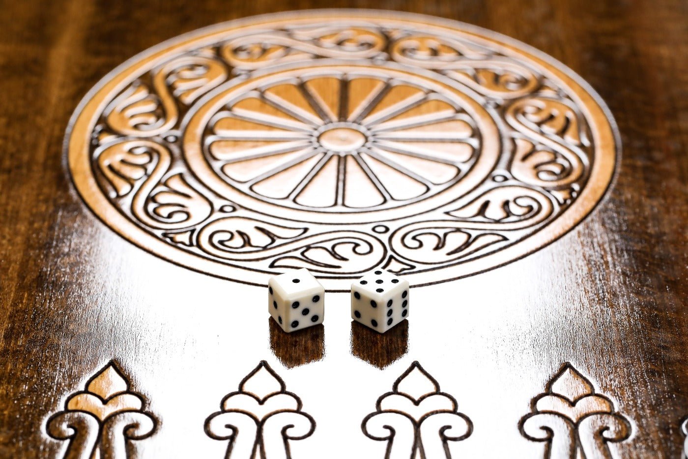 Backgammon Board - Pomegranate & Grapes - Unumperfectus