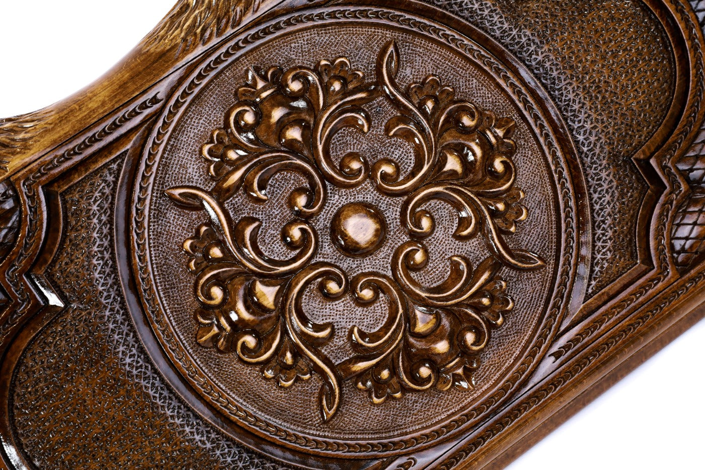 The interior view of the open Hrachya Ohanyan Ornamental Ararat set highlighting the smooth wood finish and professional playing lanes.