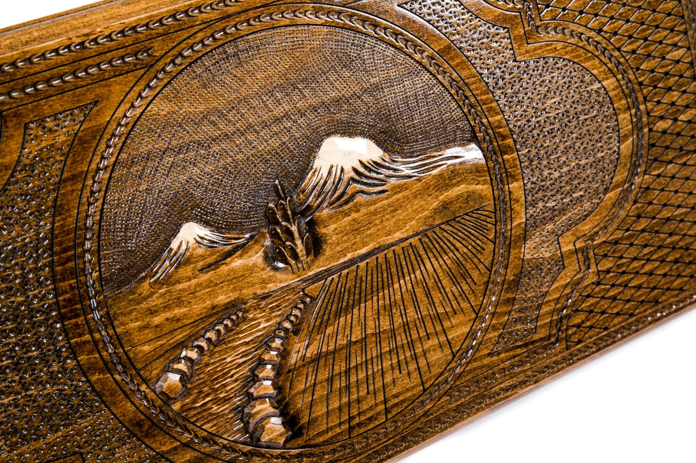 The interior view of the open Hrachya Ohanyan Ararat set highlighting the smooth wood finish and professional pips.