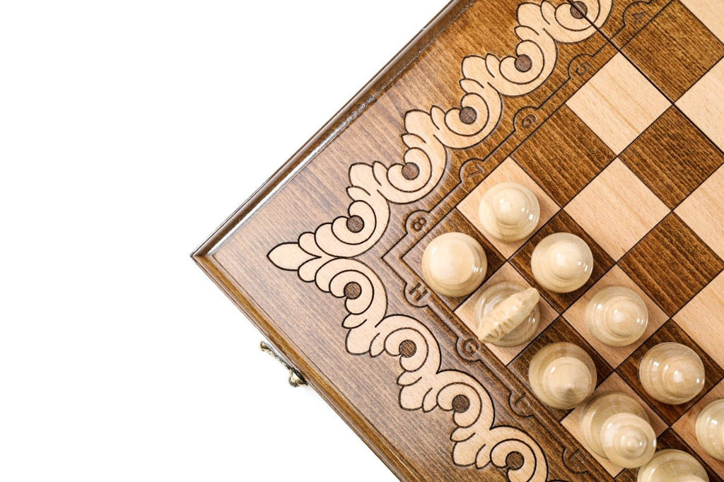 Wooden Classic Chess Set With Ornaments 19.7" | 50 cm - Unumperfectus