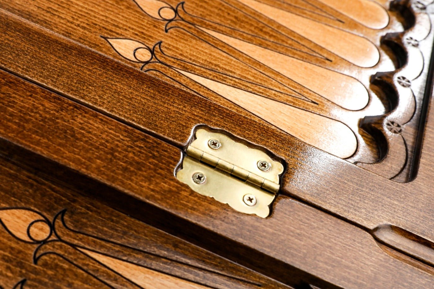 Ararat Wooden Backgammon Board Classic 19.7" | 50 cm - Unumperfectus