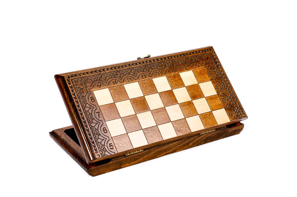 Classic Chess Set with Ornaments – Wooden Chess Set - Unumperfectus
