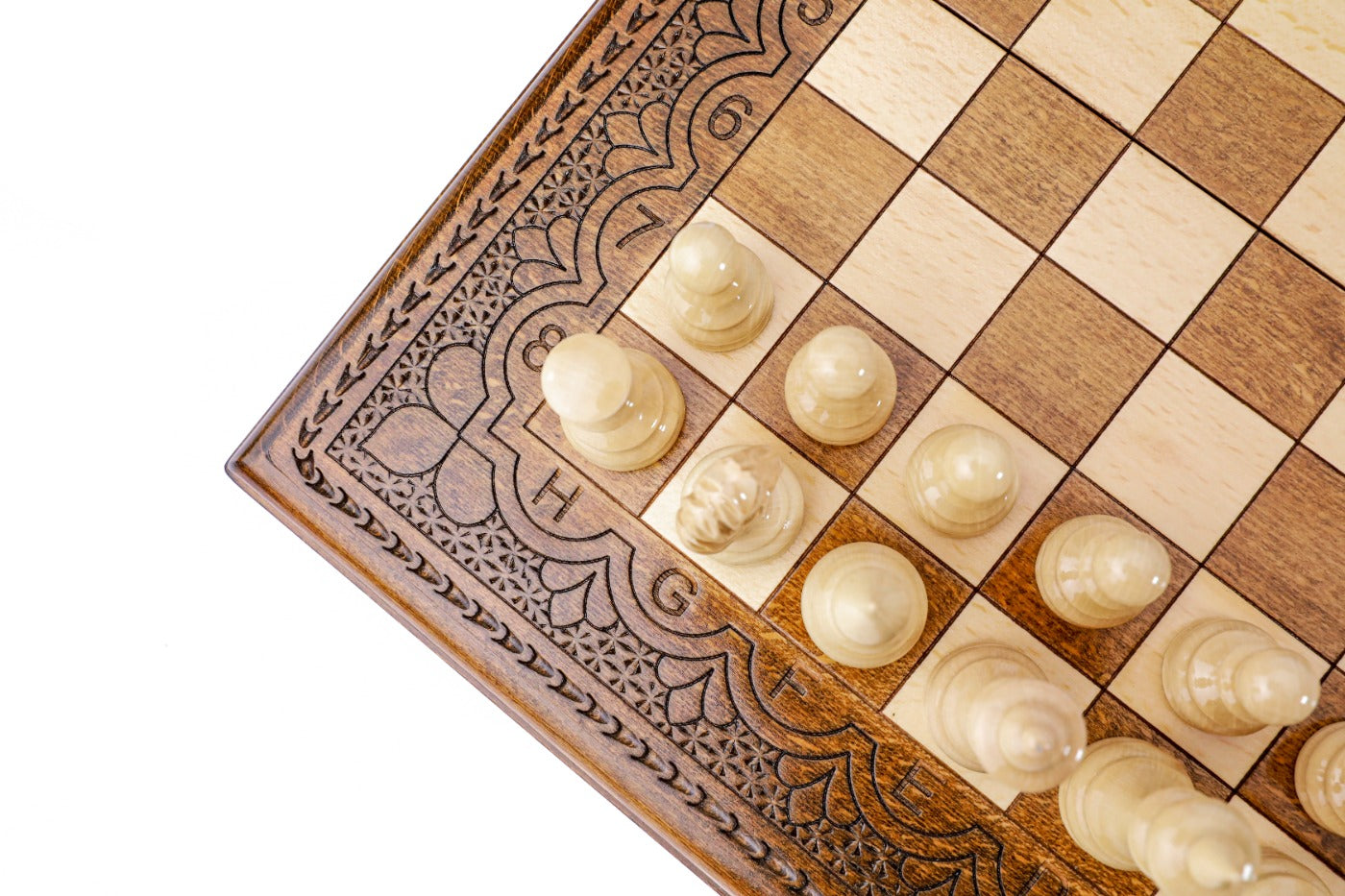 Classic Chess Set with Ornaments – Wooden Chess Set - Unumperfectus