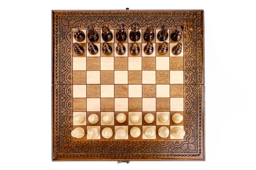 Classic Chess Set with Ornaments – Wooden Chess Set - Unumperfectus