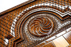 Majestic Tiger backgammon board - detail of the wood grain and finish