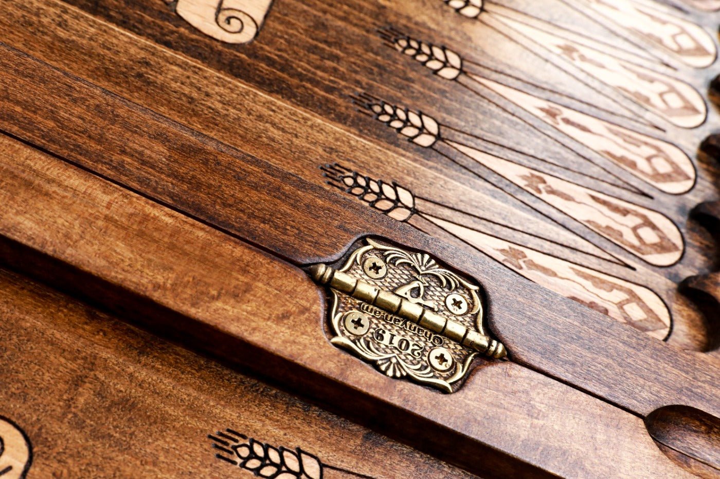 Backgammon Board - Armenian Alphabet - Unumperfectus