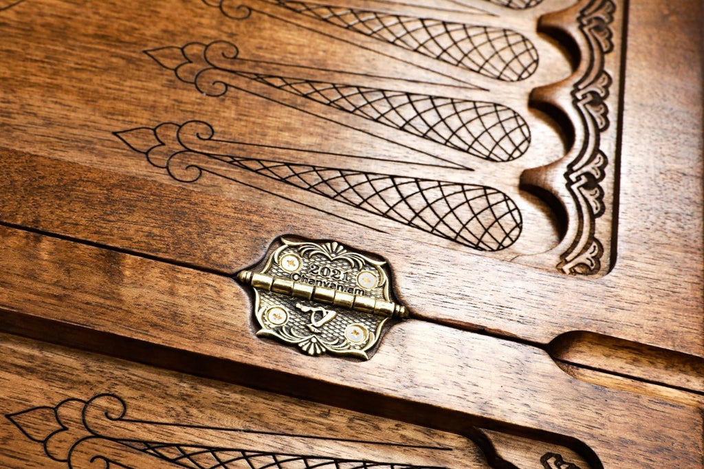 Backgammon Board - We Are Our Mountains - Unumperfectus