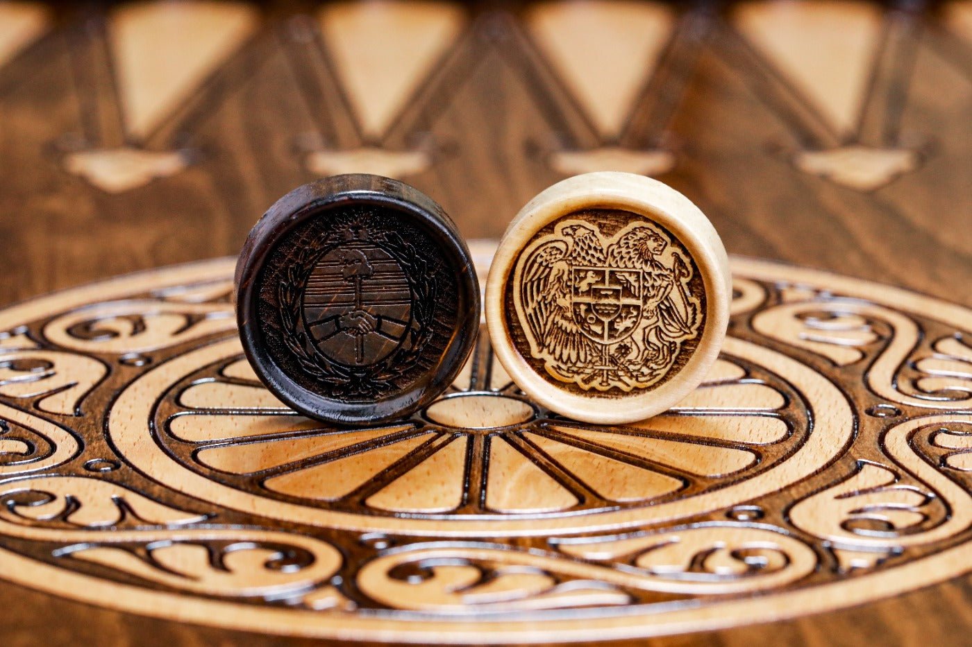 Backgammon Board - Armenia & Argentina Coat of Arms - Unumperfectus
