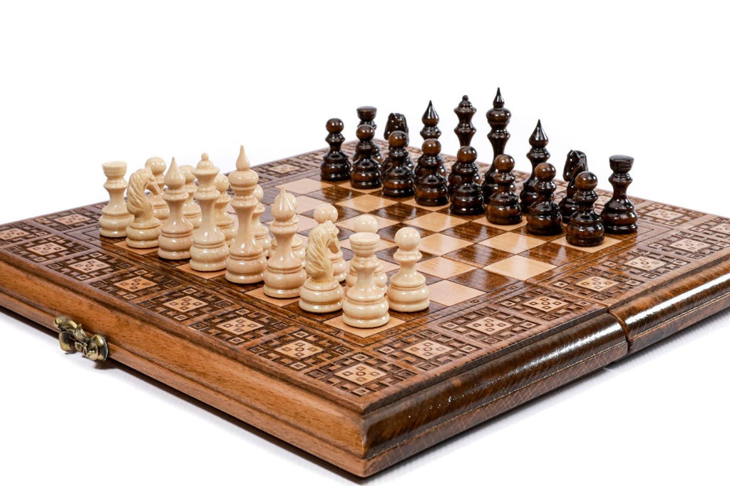 Handcrafted 11.8 inch chess board with traditional carpet style design 2-in-1 set