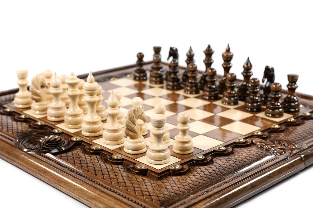 Handcrafted walnut wood chess board 2-in-1 set elegant classic design