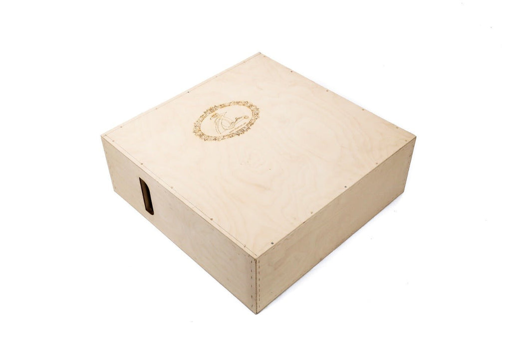 Wooden Table Chess Set With Contour Outline 60 cm | 24.7" - Unumperfectus